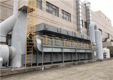 ����̿�����Ѹ�+CO�߻�ȼ��װ��